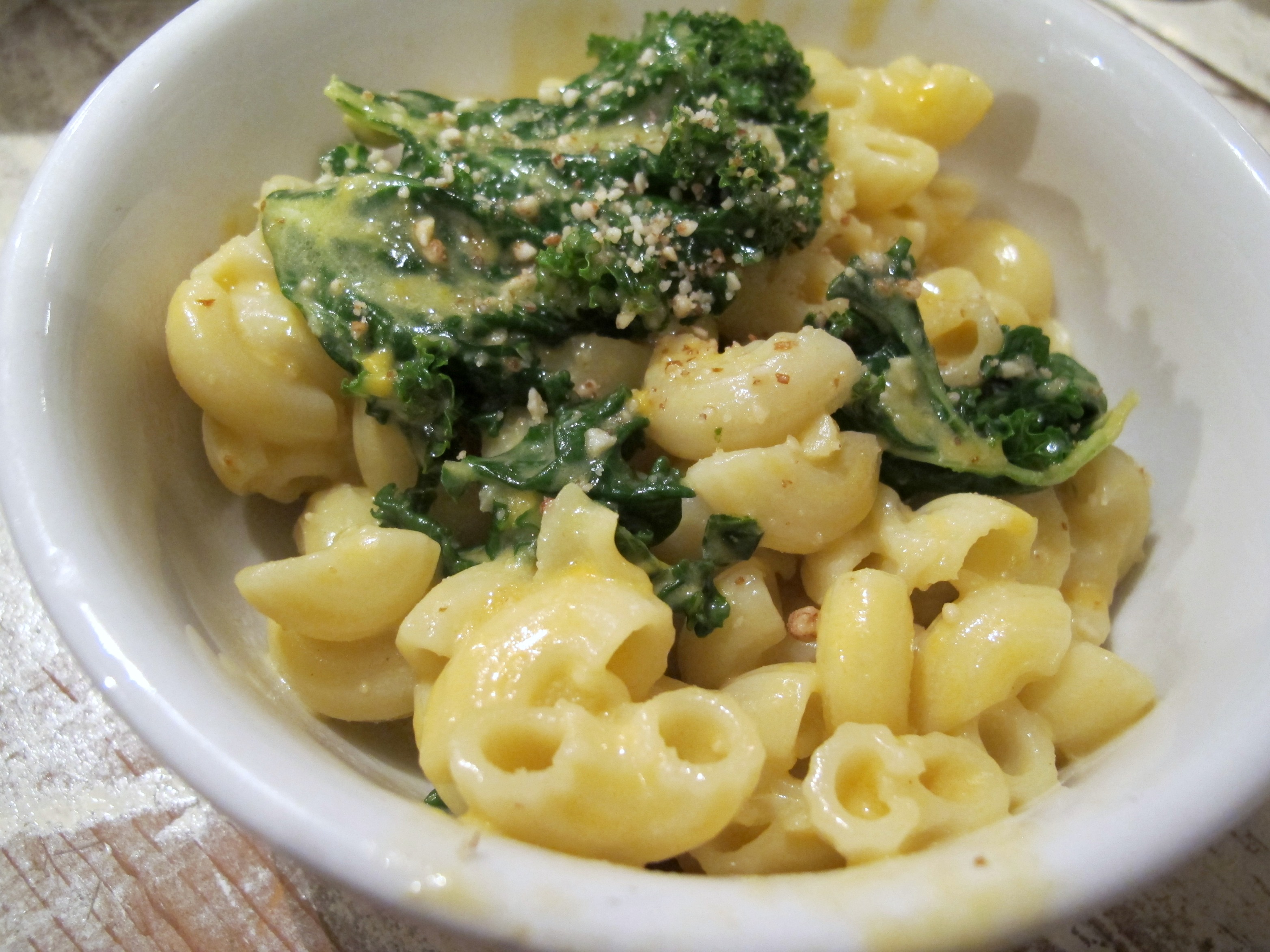 Vegan, gluten-free macaroni and cheese from the kids' menu at Harlow in Portland, Oregon | vegetarianPDX